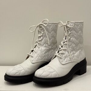 Stuart weitzman Nisha quilted boots